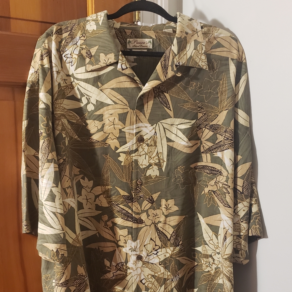 Pusser's Island Reserve Men's 100% Silk Hawaiian Shirt